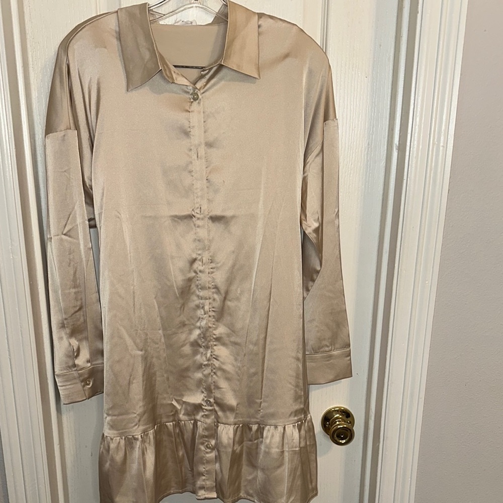 Elegant Beige Satin Shirt Dress